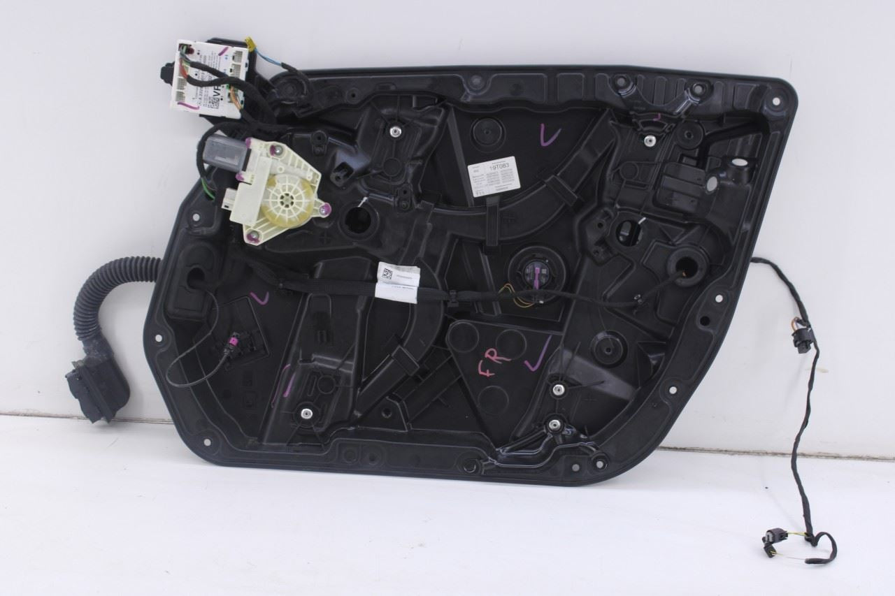 15-21 Mercedes-Benz C300 4Matic FR RH Door Window Regulator w/ Carrier and Motor0