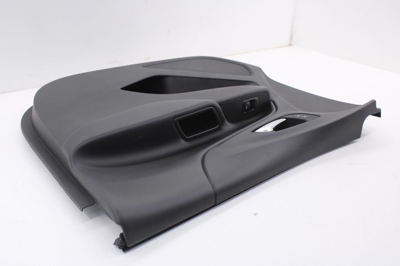 2018-2021 Chevrolet Equinox LT Front Right Side Door Trim Panel 84736140 OEM11