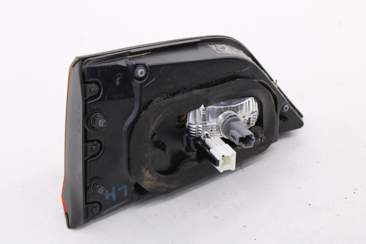 2016-2018 Infiniti QX60 Rear Left Driver Side Inner Tail Light Lamp 26545-9NC0A4