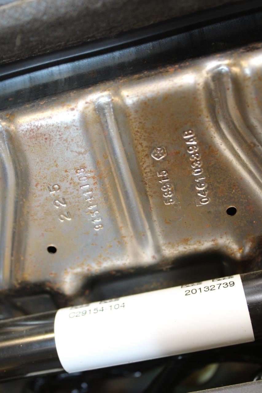 2014-2021 Jeep Grand Cherokee Front RH Side Seat Complete Leather 68175313AC OEM - Alshned Auto Parts