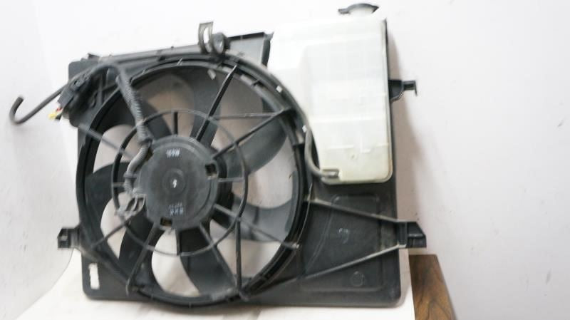 2009-2013 Kia Forte EX 2.0L Radiator Cooling Fan Motor Assembly 253801M050 OEM - Alshned Auto Parts