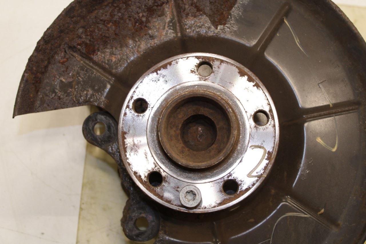 15-16 Volvo S60 T5 Premier FWD Rear Left Side Trailing Arm w Spindle Knuckle Hub - Alshned Auto Parts