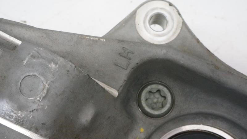 2021-26 Hyundai Santa Fe SEL 2.5L AWD Front Driver Left Side Spindle Knuckle Hub - Alshned Auto Parts