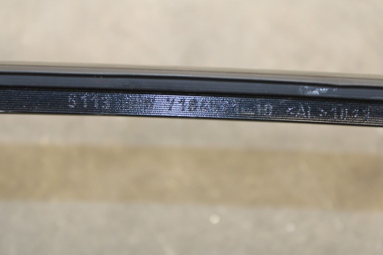 10-15 BMW 750i xDrive LH and RH Roof Top Upper Rack Rail Molding 51137221817 OEM - Alshned Auto Parts