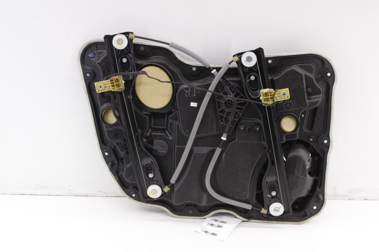 14-23 Jeep Cherokee Limited Front Right Door Window Regulator w/ Carrier w Motor - Alshned Auto Parts