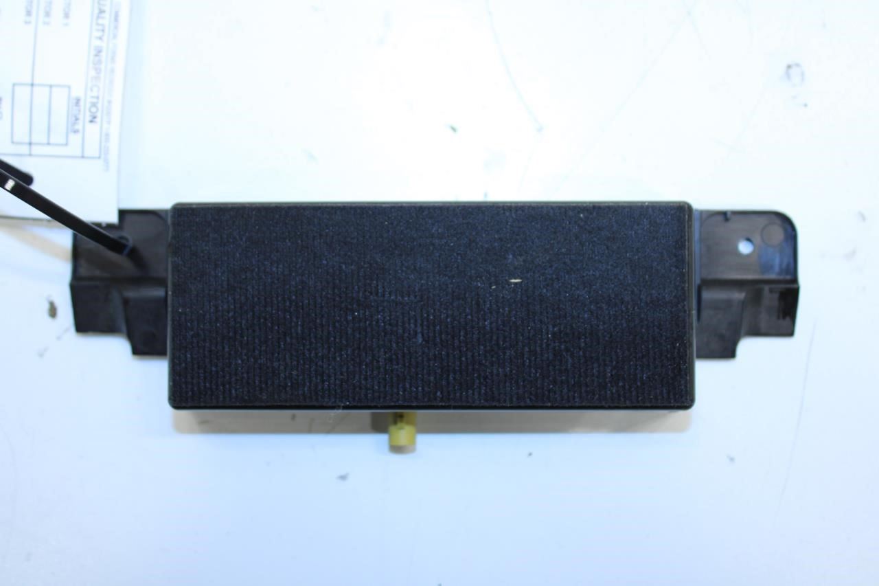 2019-2020 Hyundai Santa Fe Limited GPS Antenna Control Module 96240-S2000 OEM - Alshned Auto Parts