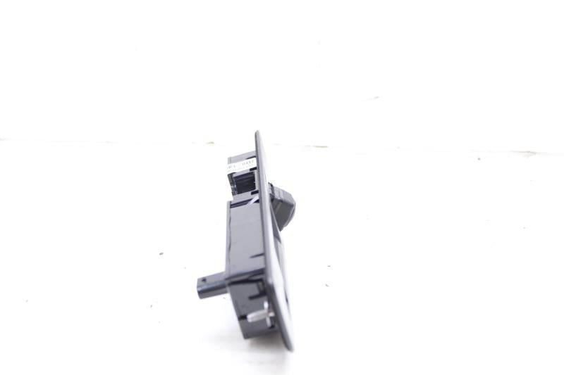 2024-25 Chevy Trax Tailgate Rear View Backup Parking Assist Camera 42758022 OEM - Alshned Auto Parts