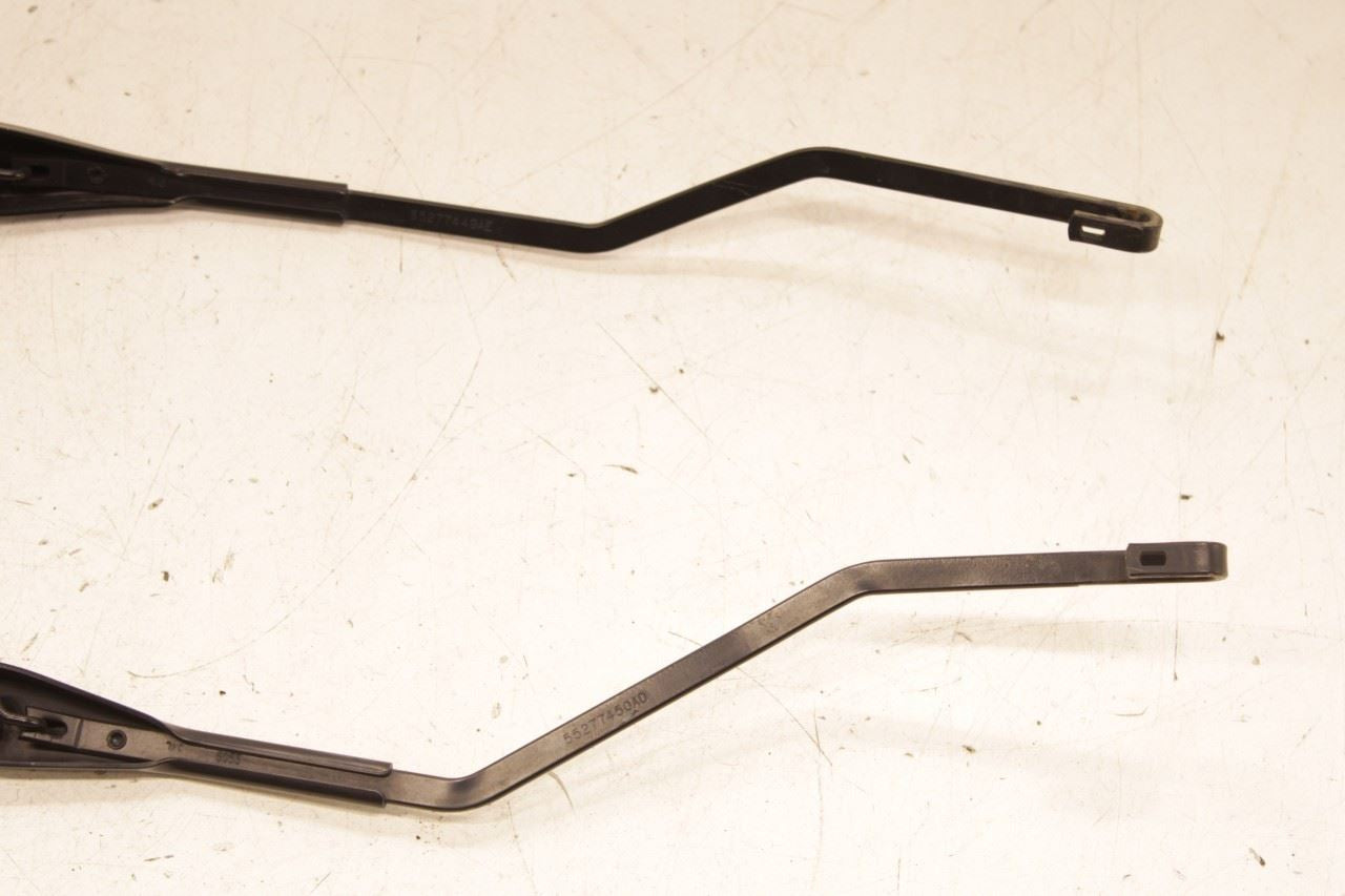 17-26 RAM 2500 Tradesman Front Right and Left Windshield Wiper Arm 55277450AD - Alshned Auto Parts