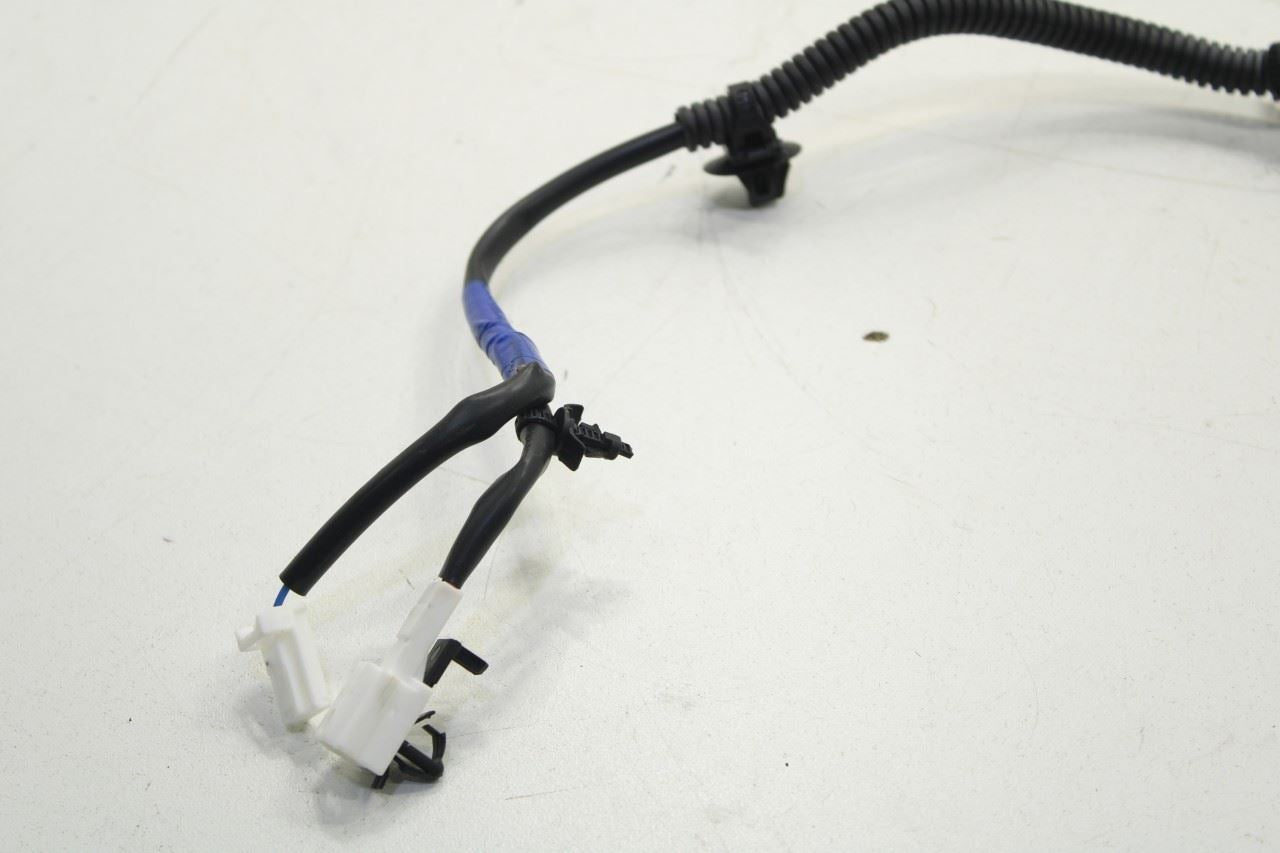 2017-20 Infiniti Q60 Luxe Front RH and LH Side Seat Belt Buckle Set 86842-5CA1A - Alshned Auto Parts
