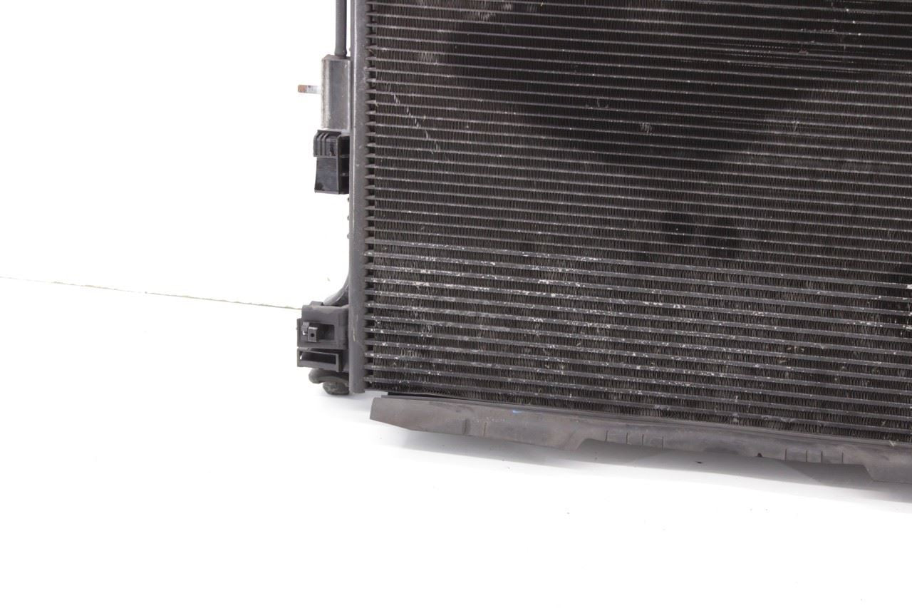 16-21 Jeep Grand Cherokee 3.6L 4x4 Engine Radiator w/ Radiator Cooling Fan Motor - Alshned Auto Parts