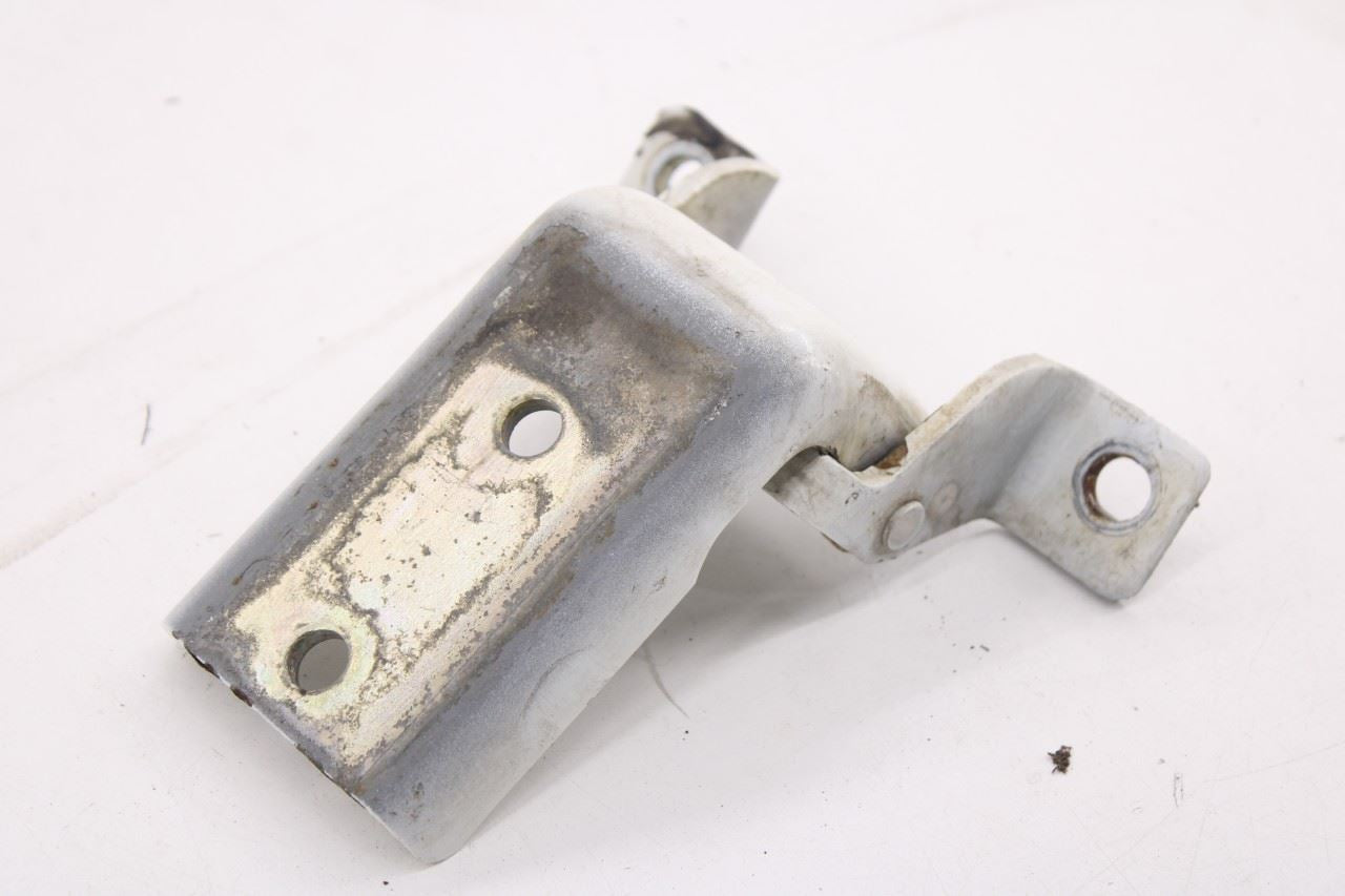 2002-19 International 4300 Front Right Lower and Upper Door Hinge Set 3549259C22