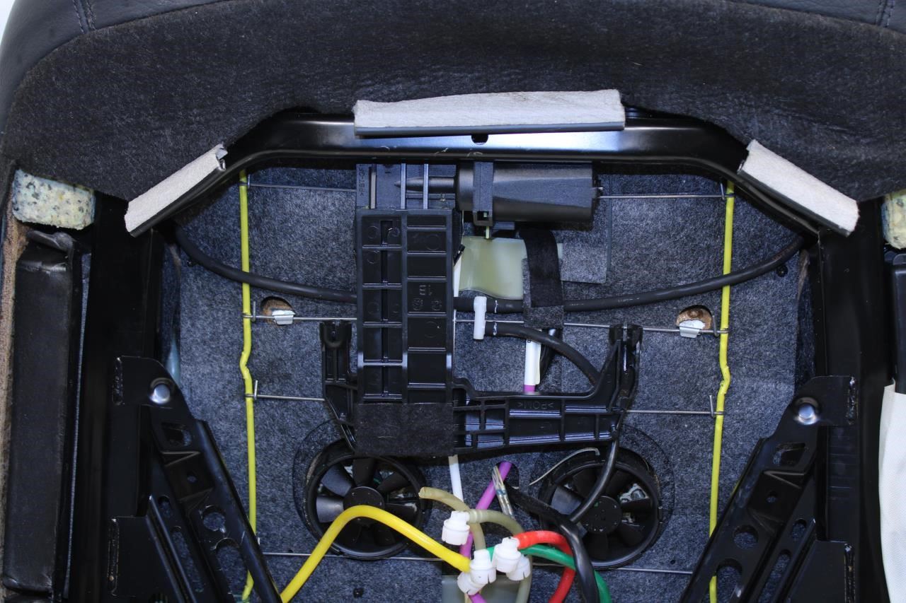 2007-11 Mercedes-Benz S550 Front Right Seat Back Upper Cushion 221-820-30-98 OEM - Alshned Auto Parts