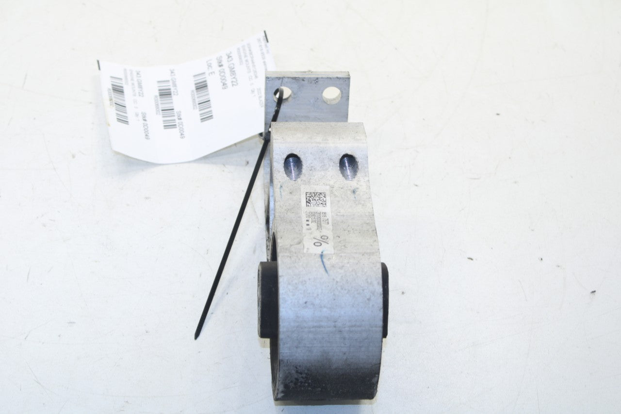 2019-2025 Chevrolet Blazer 2LT FWD Rear Lower Transmission Mount 85157577 OEM - Alshned Auto Parts