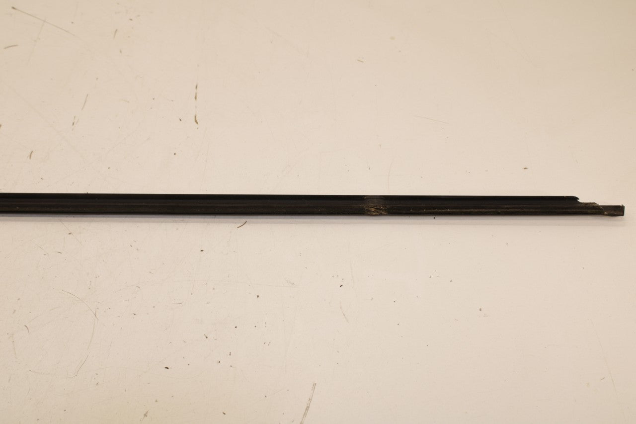 18-25 Volkswagen Atlas S RR LH Door Run Channel w/ Belt Molding and Weatherstrip - Alshned Auto Parts