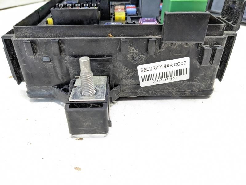 2019-2021 Chevrolet Traverse Engine Fuse Relay Junction Box 84303338 OEM - Alshned Auto Parts