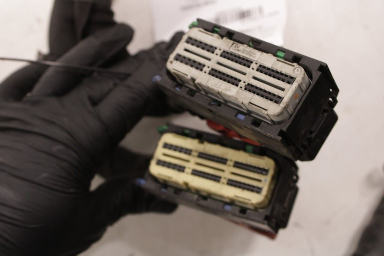 2018 RAM 2500 Tradesman 6.4L 4x2 Engine Transmission Wiring Harness 68338841AD - Alshned Auto Parts