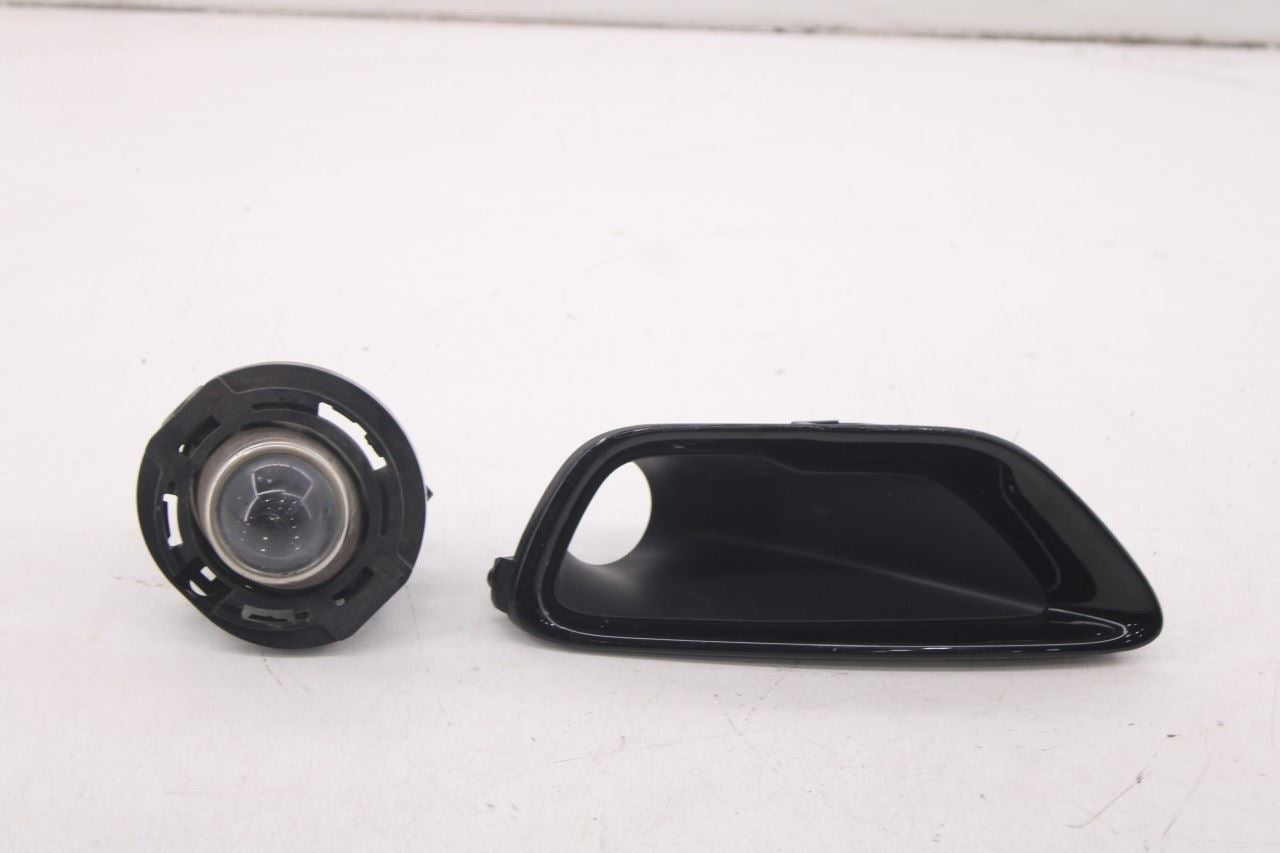 2014-22 Jeep Grand Cherokee Laredo X 4X4 3.6L 4WD Front Left Side Fog Light Lamp - Alshned Auto Parts