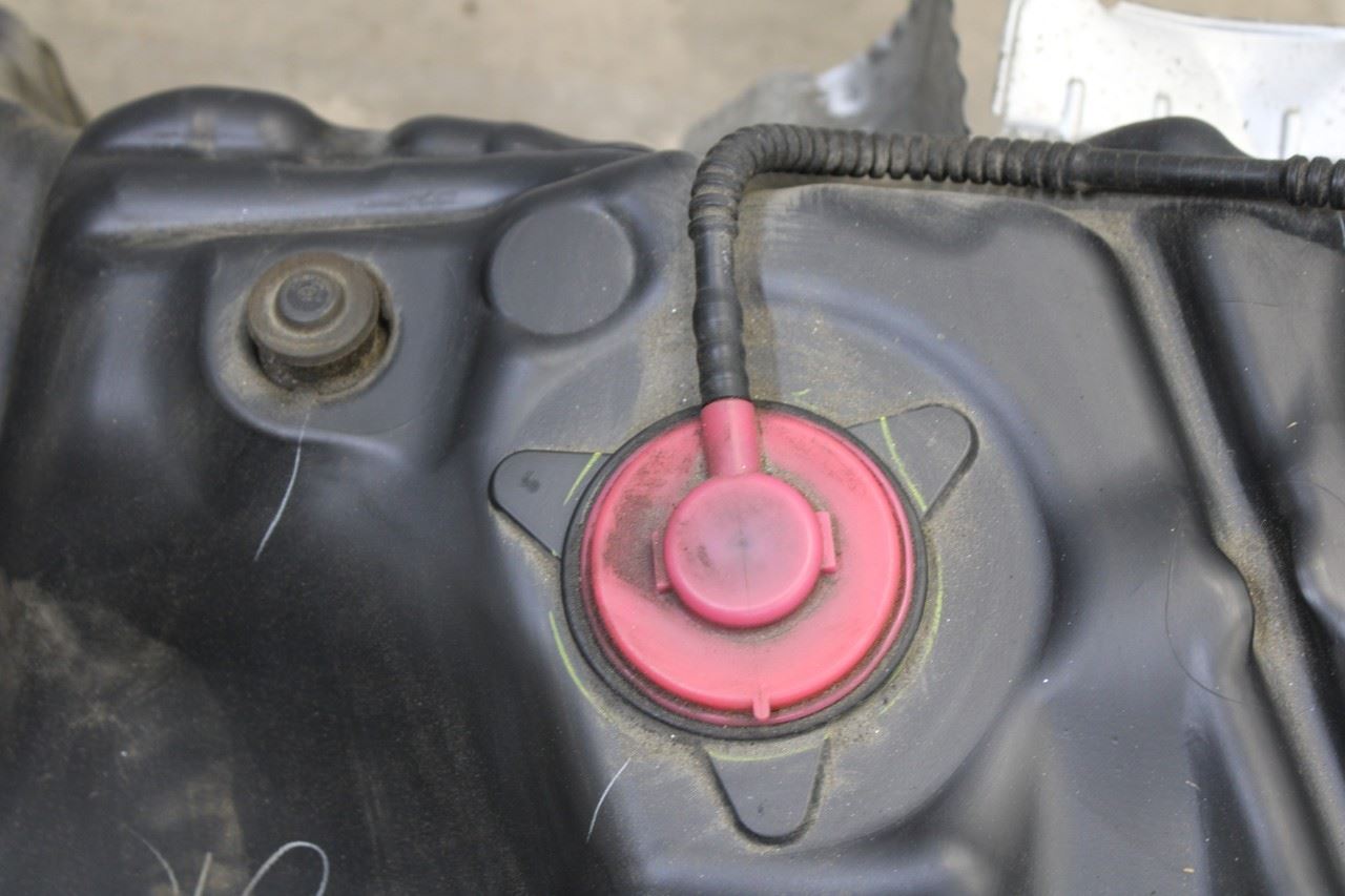 2013-2020 Lexus GS350 3.5L Fuel Gas Tank 17.4 US Gallons 77001-30620 OEM - Alshned Auto Parts