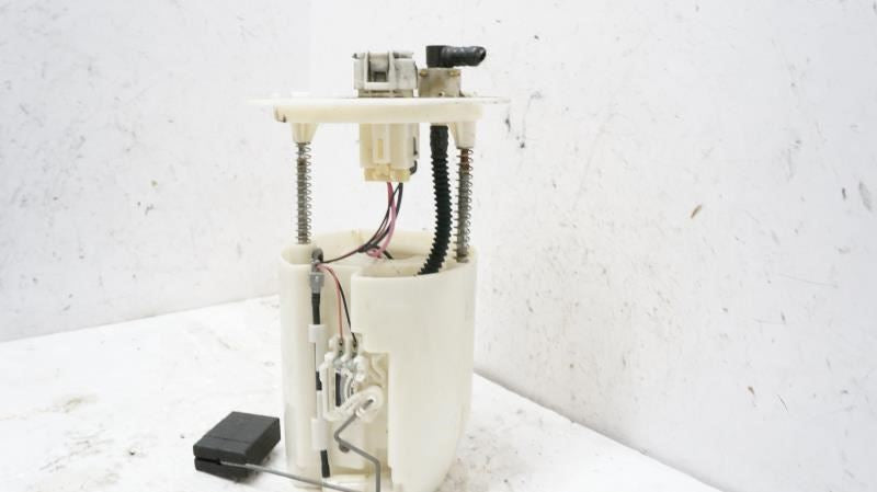 2011-2016 Toyota Sienna 3.5L Fuel Pump Assembly 77020-08050 OEM - Alshned Auto Parts
