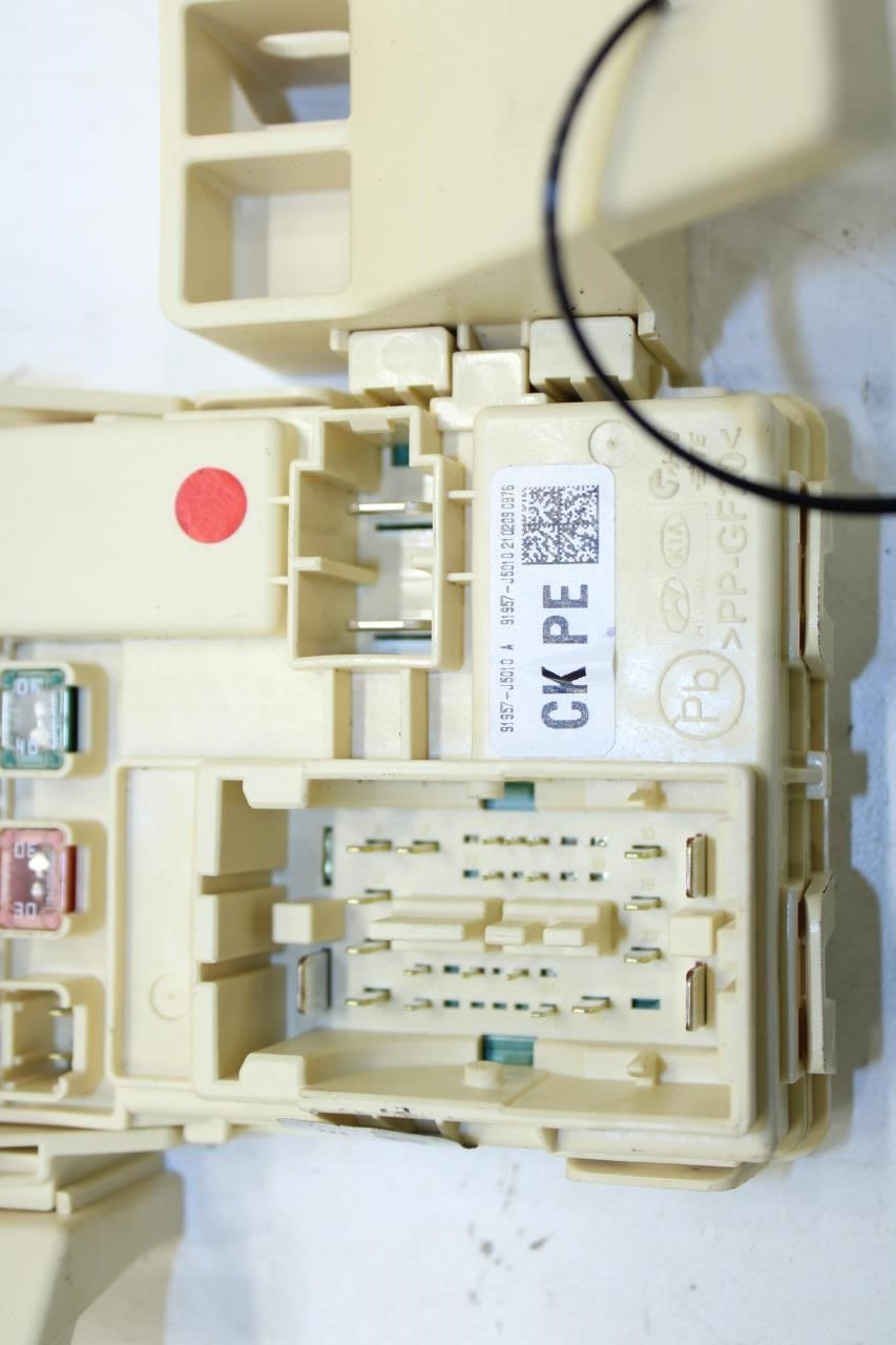 2022-2023 Kia Stinger GT1 3.3L AWD Rear Trunk Junction Fuse Box 91957-J5010 OEM - Alshned Auto Parts