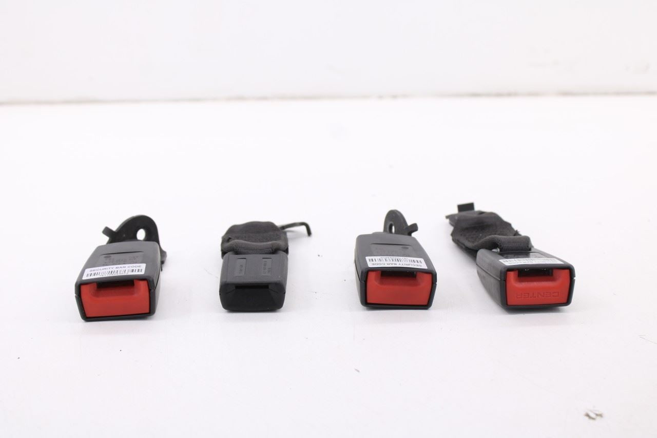 11-16 Mini Countryman Cooper S Rear Right LH and Center 2nd Row Seat Belt Buckle3
