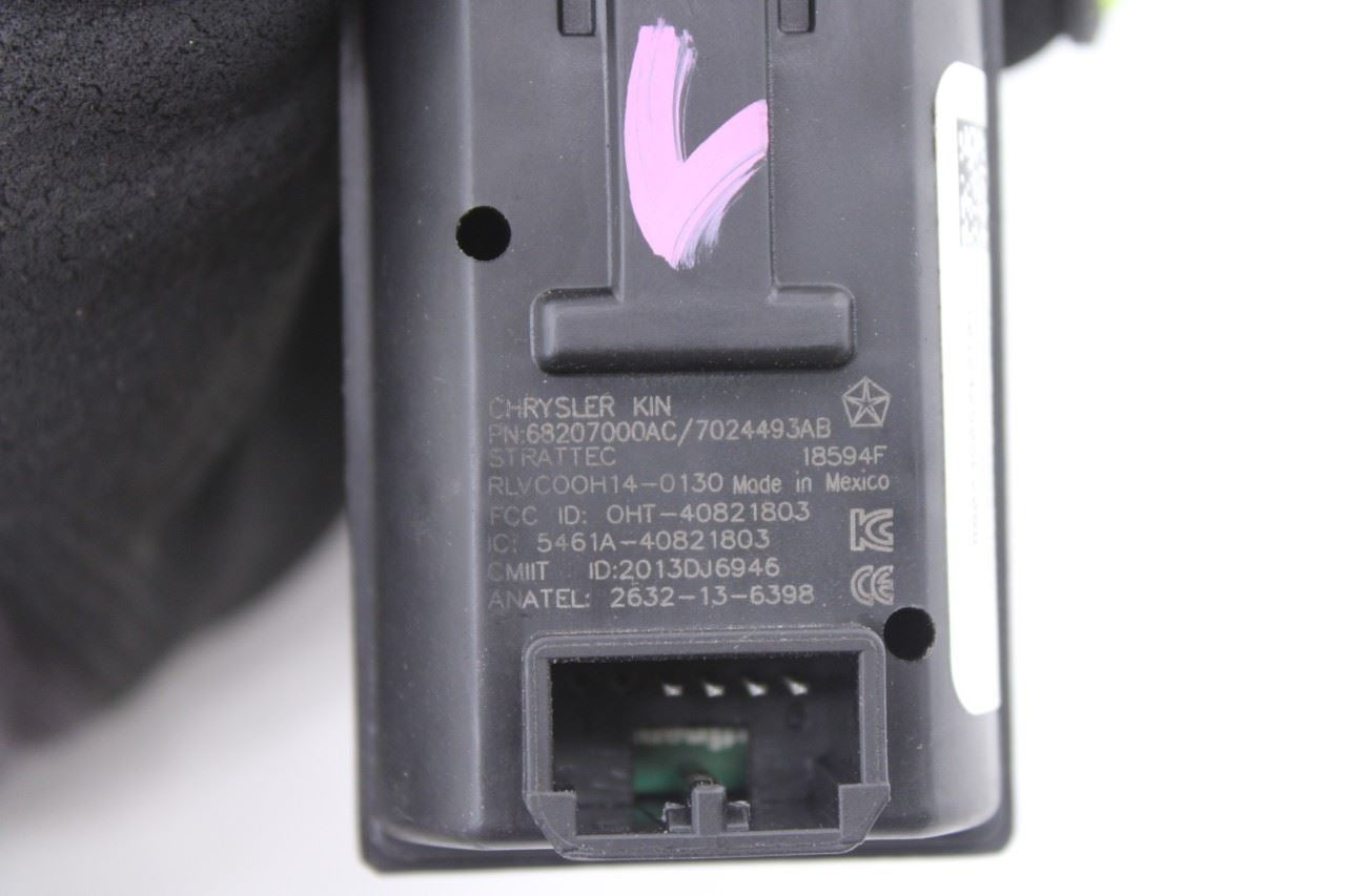 14-20 Dodge Durango SXT Engine Ignition Switch Button w/ Keyless Fob Transmitter6