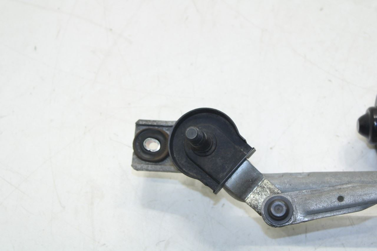 2011-17 Hyundai Veloster Base FR Windshield Wiper Transmission Linkage w/ Motor - Alshned Auto Parts