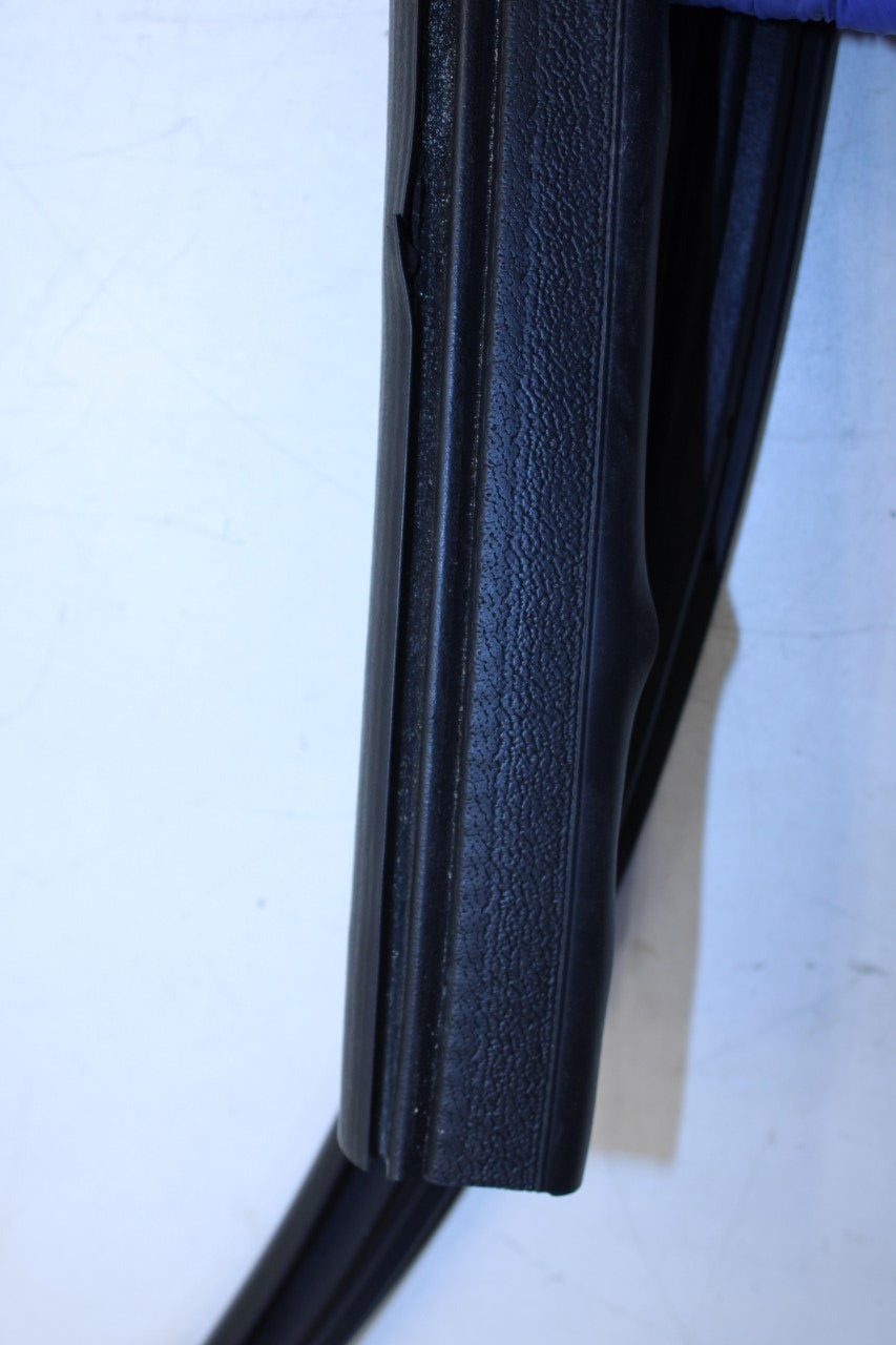 99-16 Ford F250 Lariat Crew Cab RR RH Door Weatherstrip On Body 5C3Z-2625324-AA - Alshned Auto Parts