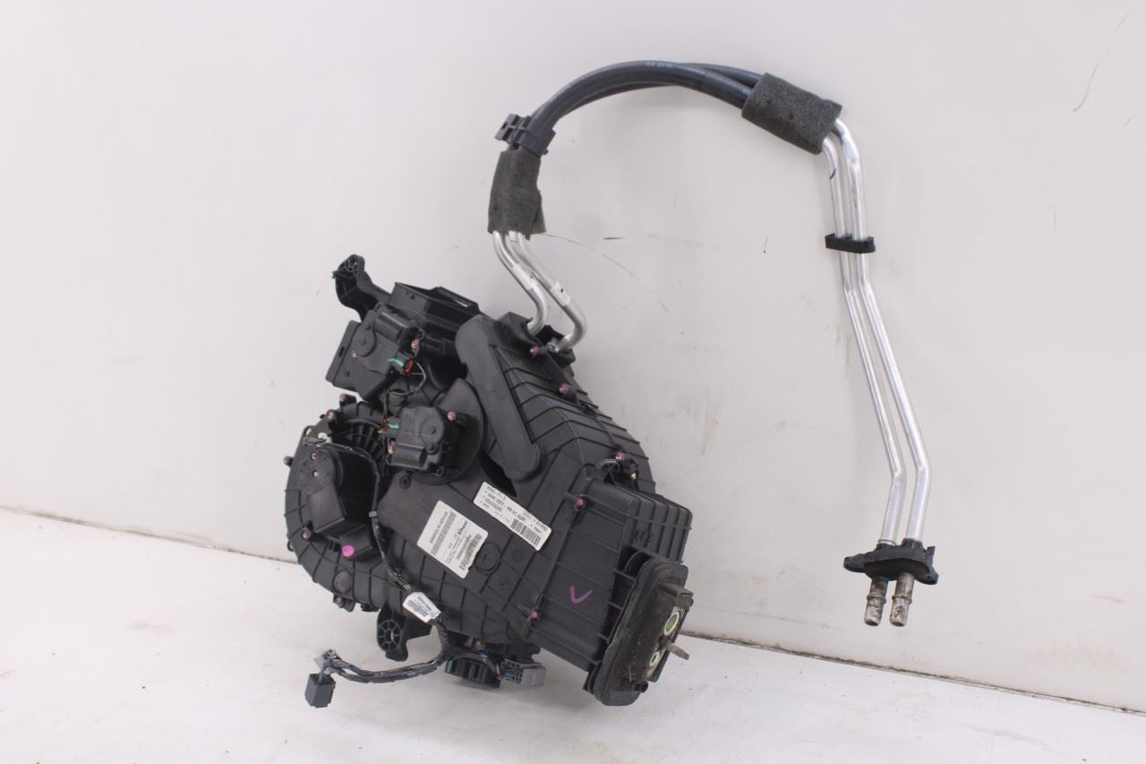 2015-2020 Dodge Grand Caravan SXT Rear Heater AC Upper Housing Blower Motor Assy7