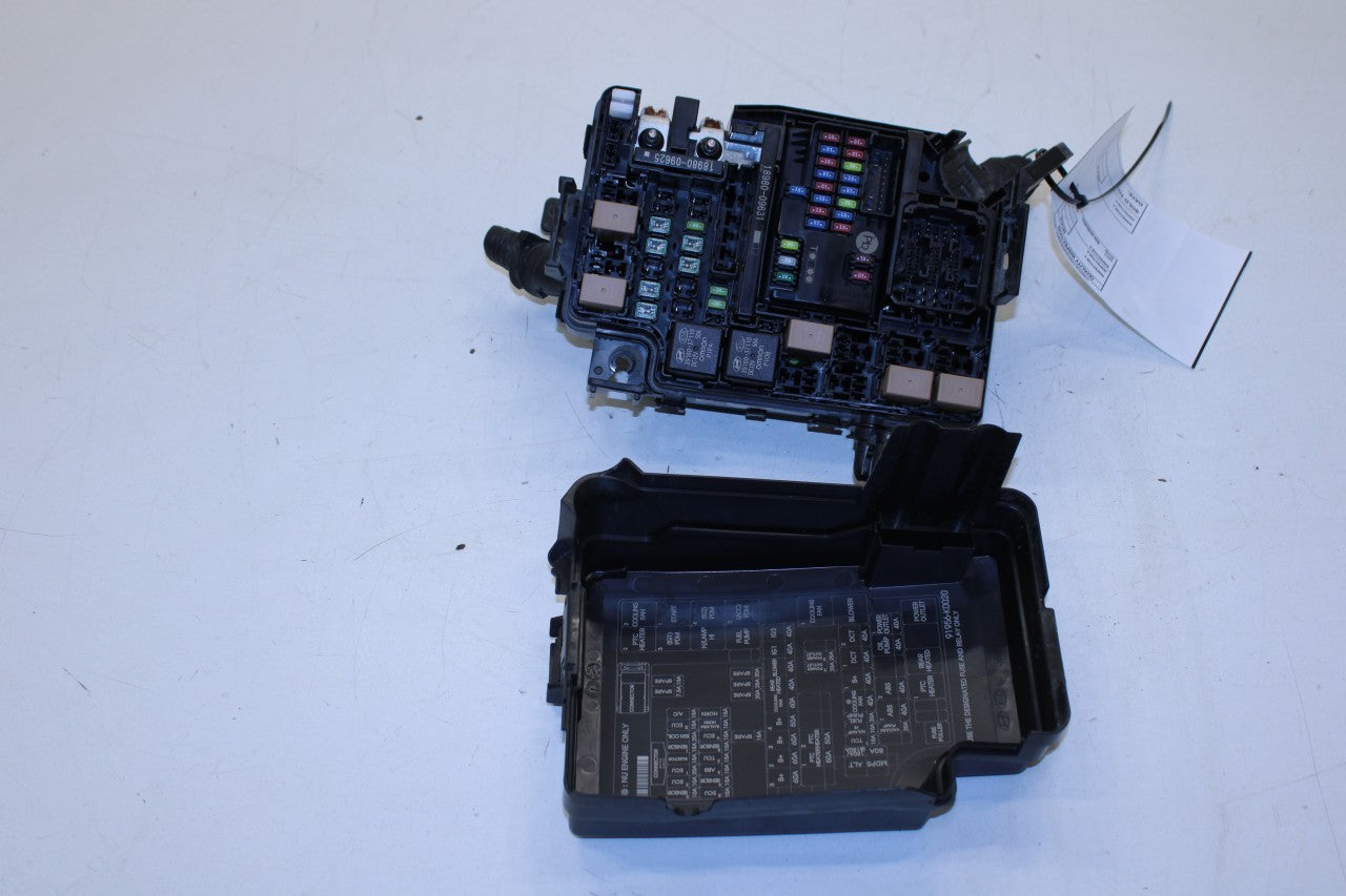 2020-22 Kia Soul LX 2.0L FWD Engine Bay Fuse Relay Junction Box 91240-K0341 OEM - Alshned Auto Parts