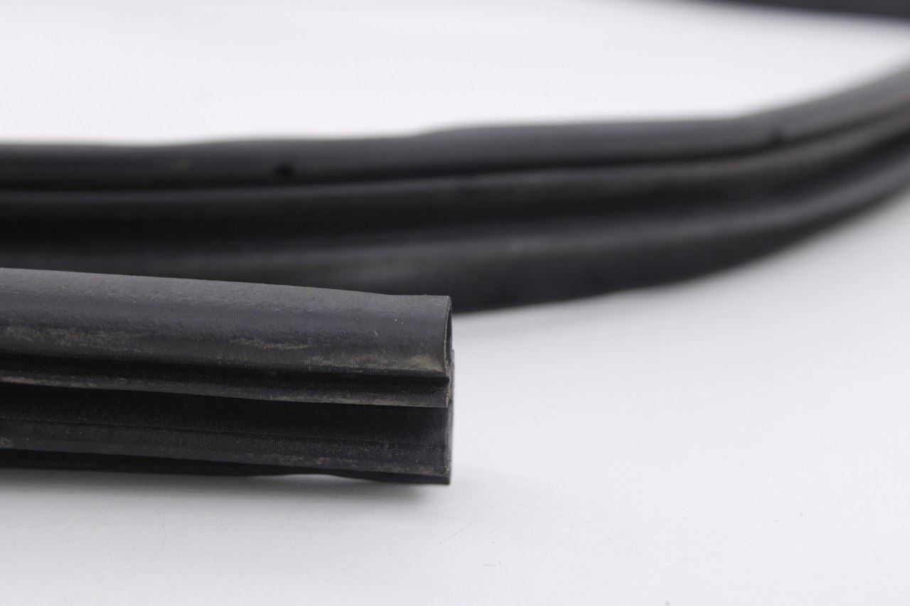 2011-25 Mitsubishi Outlander Sport SE Rear Right Side Door Weatherstrip On Body5
