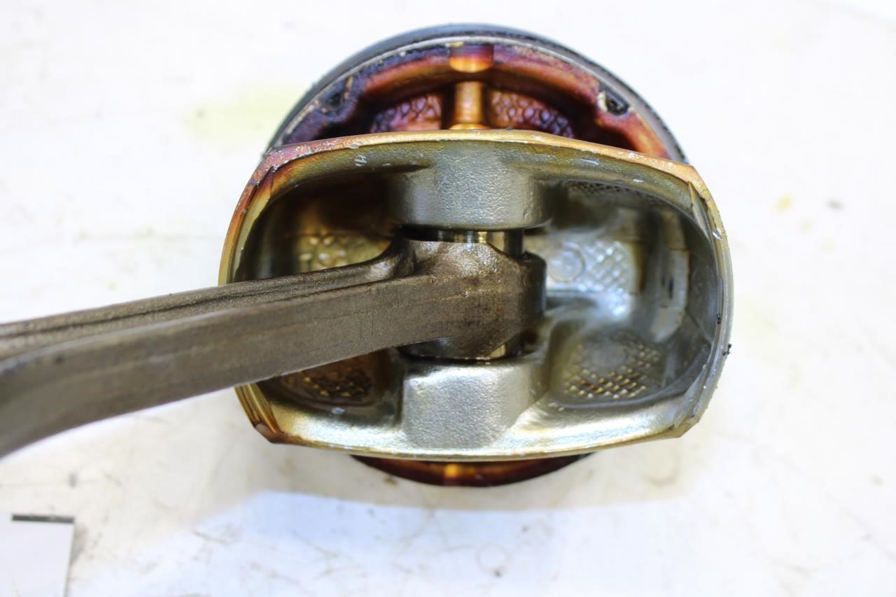 2011-15 Jeep Grand Cherokee Limited 3.6L Engine Piston Right 1 w/ Connecting Rod - Alshned Auto Parts