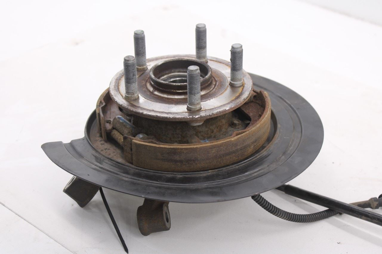 2011-15 Dodge Durango SXT AWD Rear Passenger Right Spindle Knuckle Hub 4877102AD8