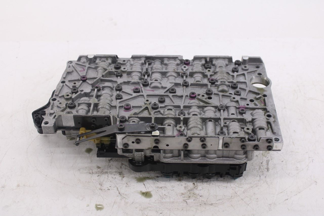 2015-2017 Mercedes-Benz C300 4Matic 2.0L AWD 7-Spd Auto Transmission Valve Body19
