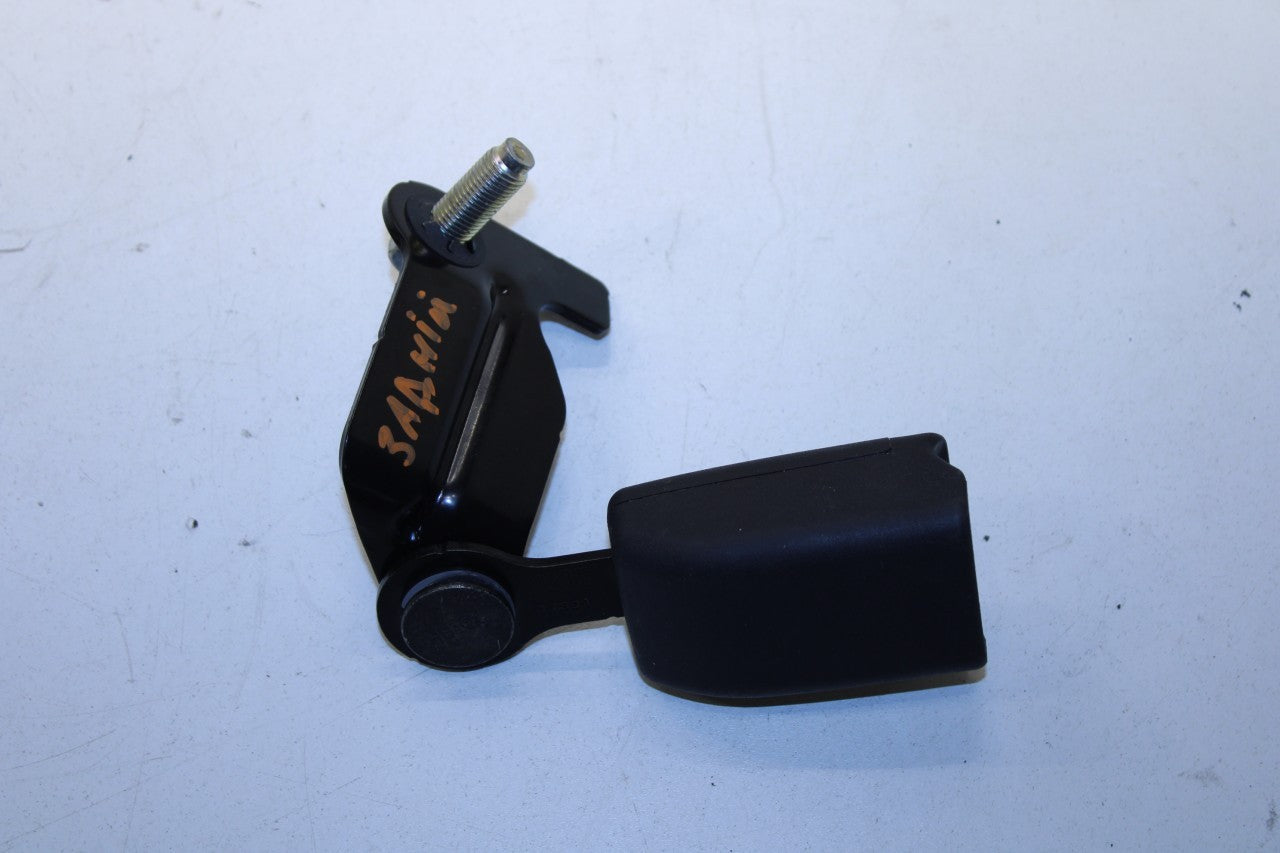 2017-22 Infiniti Q60 Luxe Rear Right and Left Side 2nd Row Seat Belt Buckle Set - Alshned Auto Parts