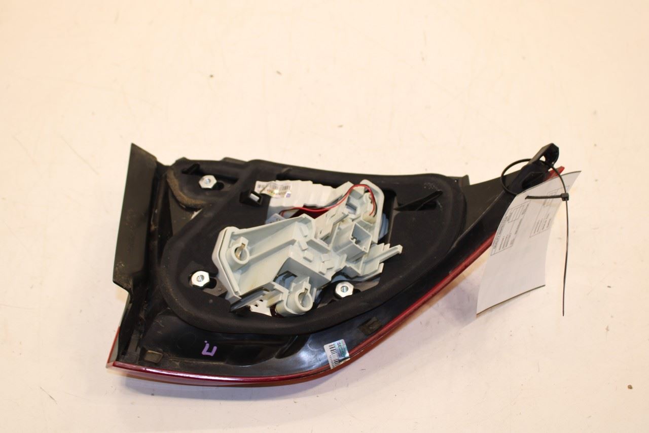 2015-2016 Volvo S60 T5 Premier Rear Right Side Outer Tail Light Lamp 31395931 - Alshned Auto Parts