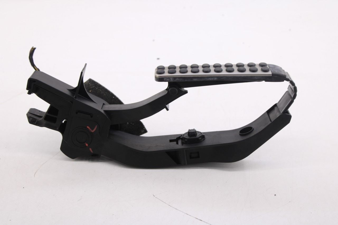 2006-2009 Mercedes-Benz CLK350 3.5L Accelerator Throttle Gas Pedal Sensor9