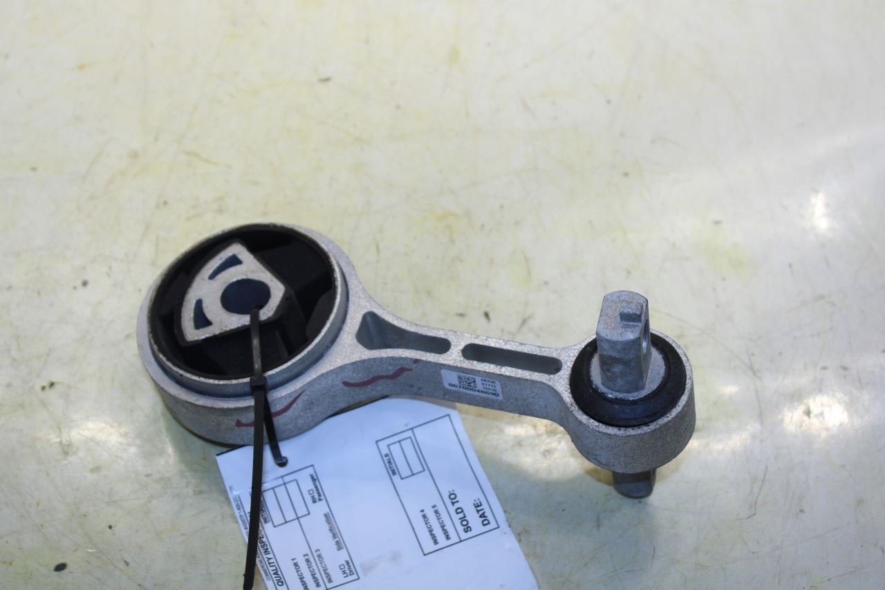 2014-2020 Maserati Ghibli 3.0L Engine Support High Link Rod Mount 670004869 OEM - Alshned Auto Parts