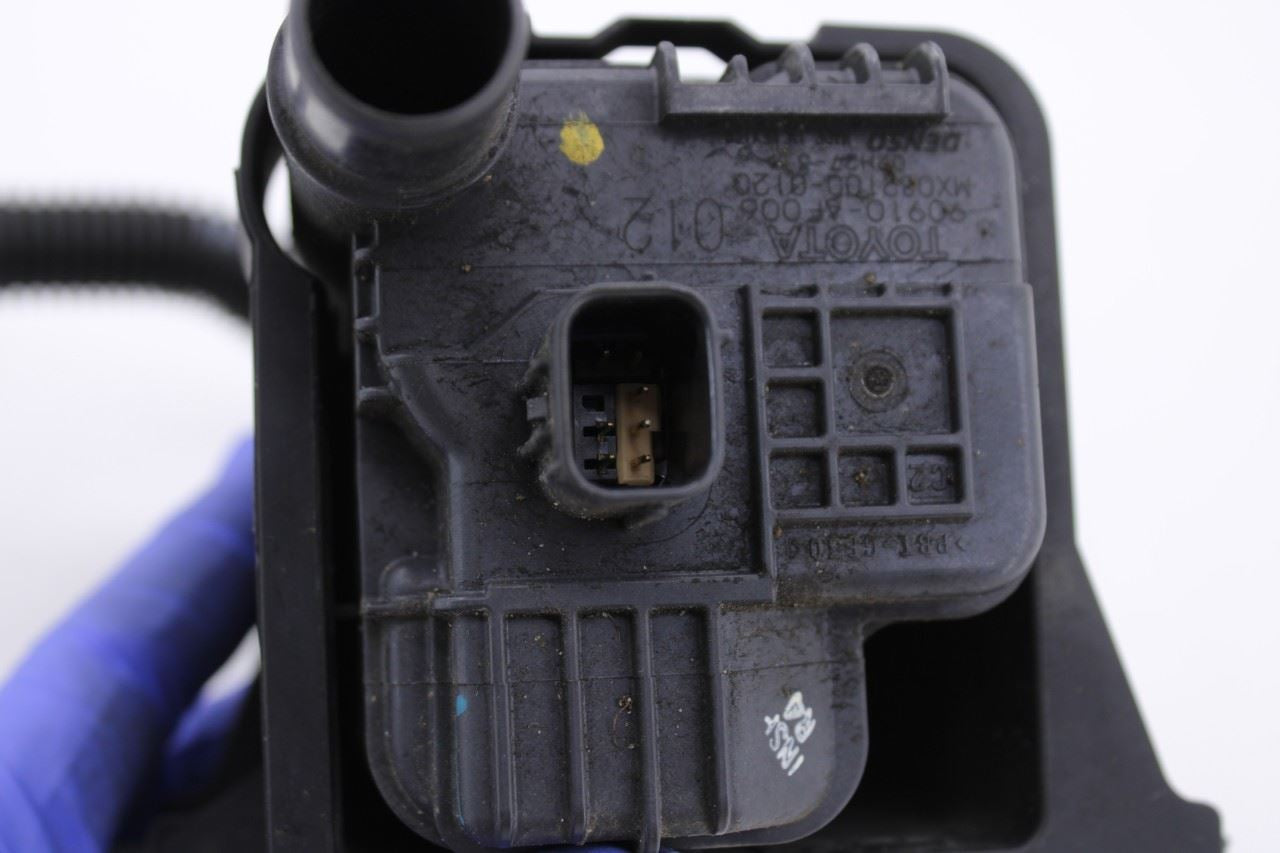 2019-2025 Toyota Corolla LE 2.0L Fuel Vapor Leak Detection Pump 90910-AF006 OEM2