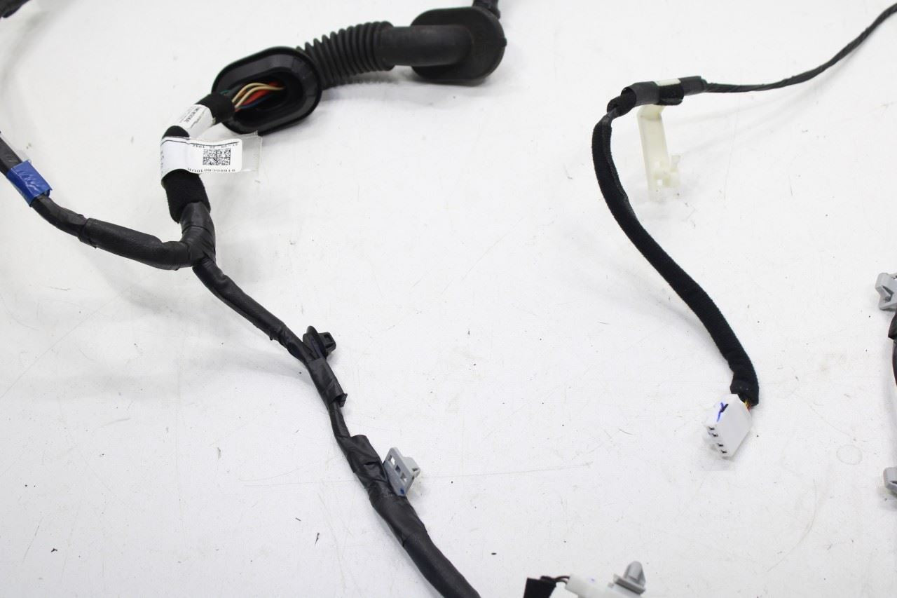 2019-2020 Kia Sorento LX Tailgate Liftgate Back Door Wiring Harness 91685-C6010 - Alshned Auto Parts