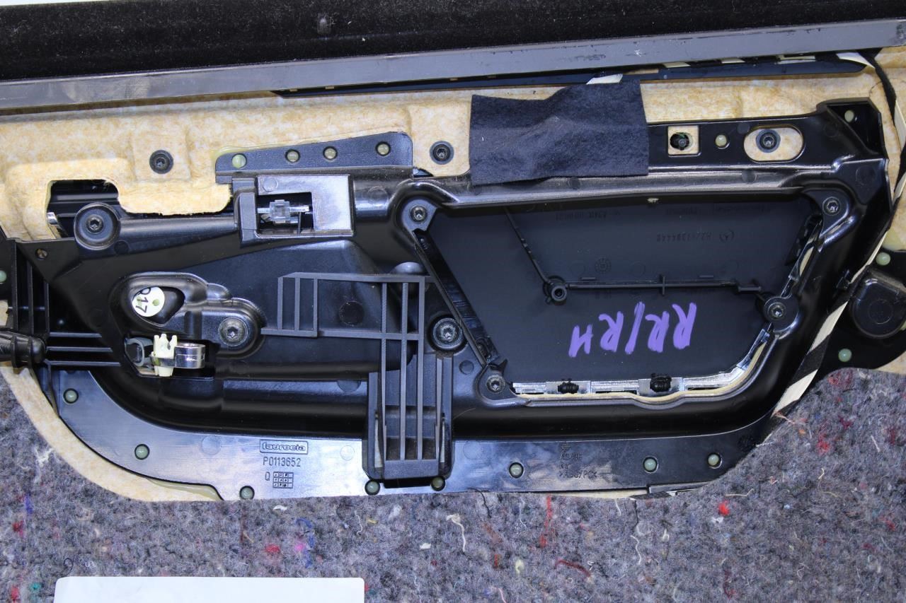 2007-2013 Mercedes-Benz S550 Rear Right Door Trim Panel 221-730-26-79-9E71 OEM - Alshned Auto Parts