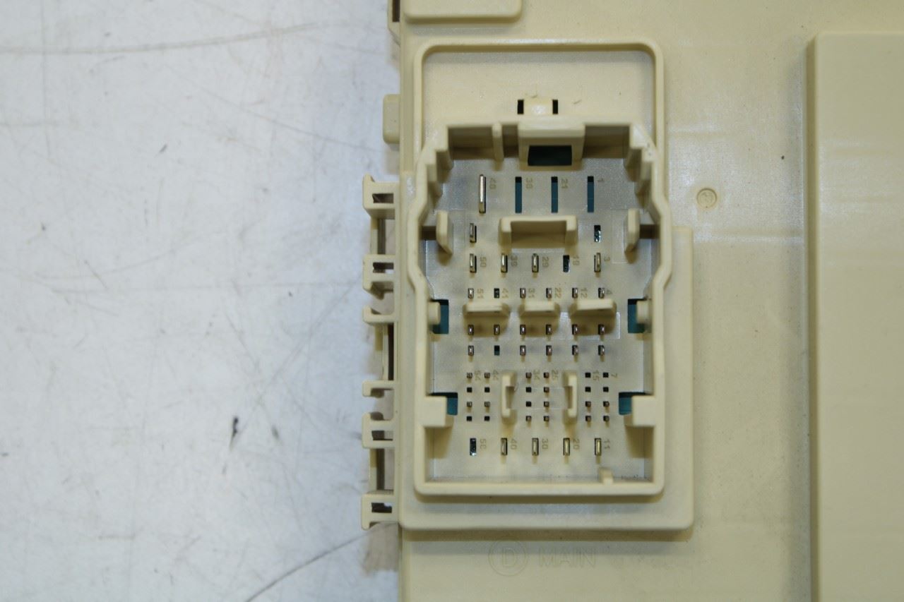 2024 Hyundai Tucson SEL 2.5L Cabin Instrument Panel Fuse Relay Junction Block - Alshned Auto Parts
