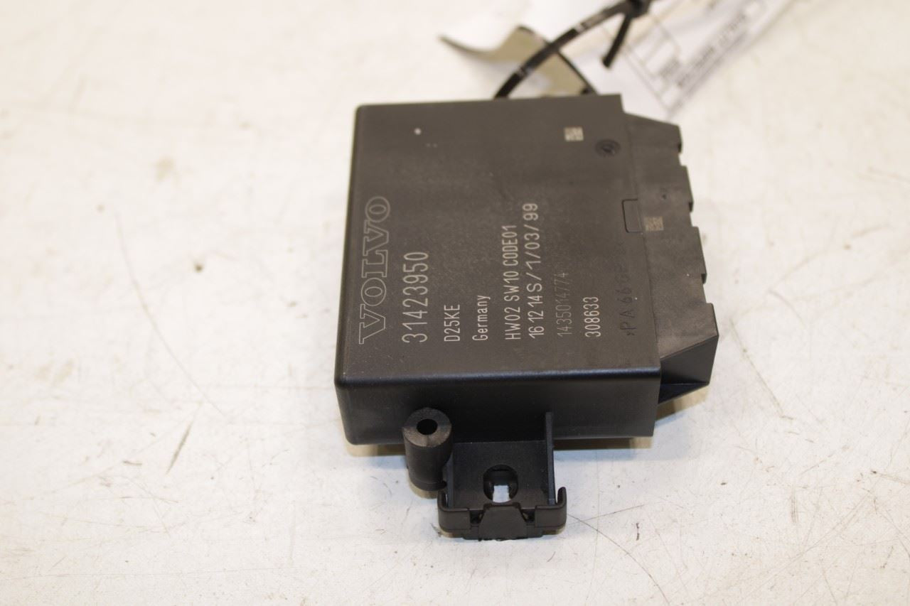2015-2018 Volvo S60 T5 Premier Parking Assist Control Module 31423950 OEM - Alshned Auto Parts