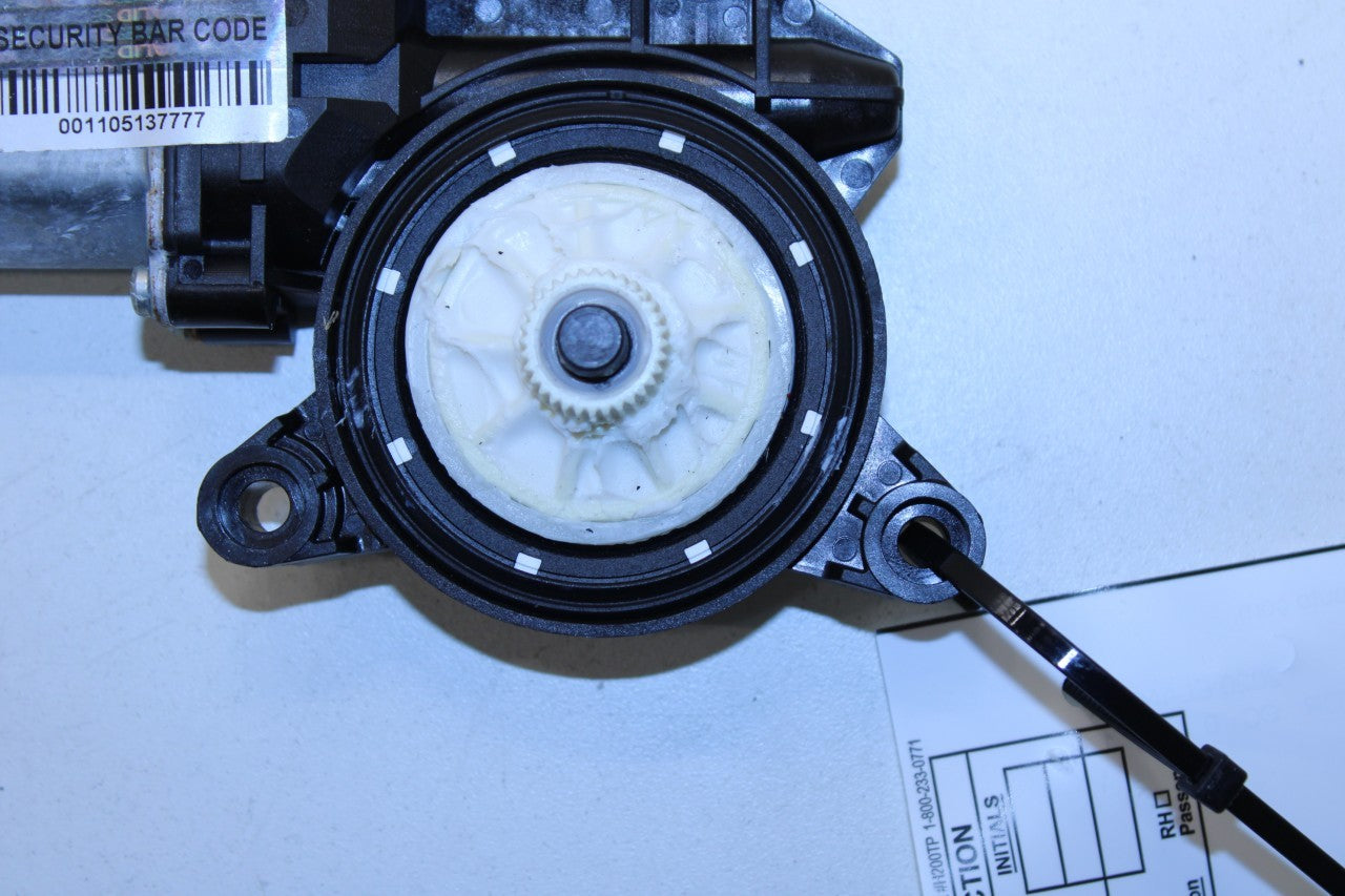 2016-2020 Hyundai Elantra SEL Rear Right Door Power Window Motor 83460-F2000 OEM - Alshned Auto Parts