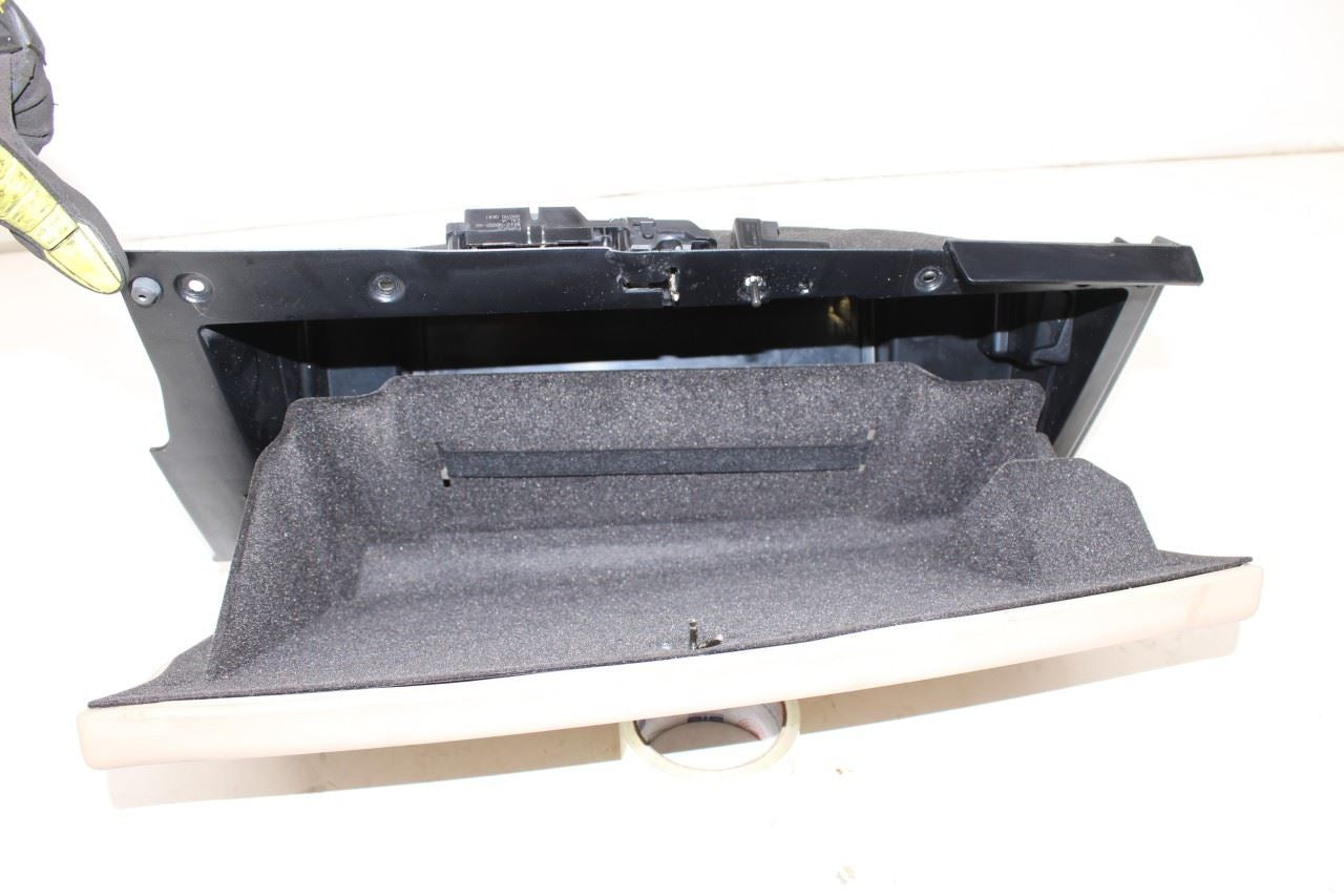 10-12 Land Rover Range Rover HSE Glove Box Door Storage Compartment Lid LR01058513