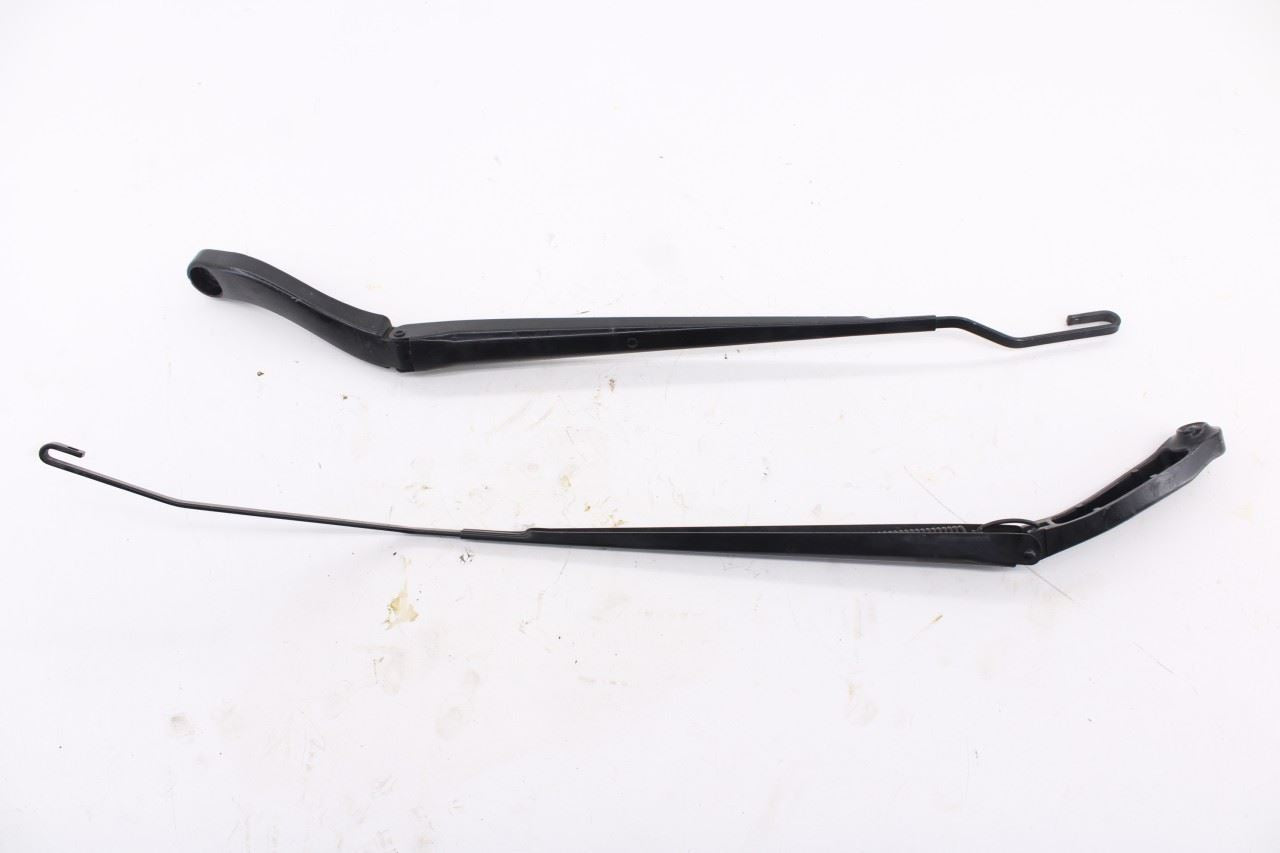 2012-2020 Dodge Grand Caravan GT Front Left and Right Side Windshield Wiper Arm0