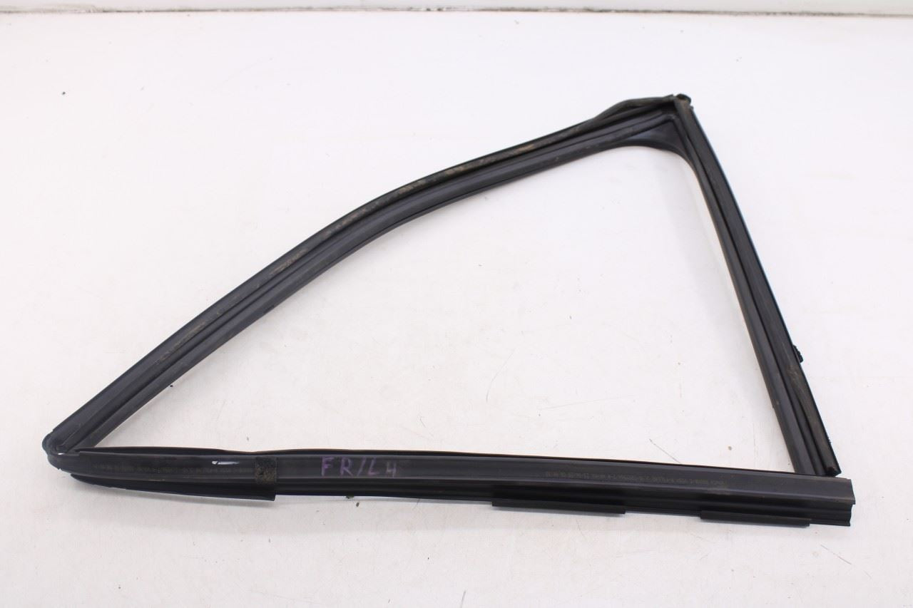 18-26 Ford Expedition Max XLT Front LH Door Run Channel w/ Belt Weatherstrip Set17