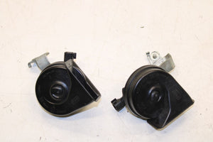 2014-2018 Volvo S60 T5 Premier High and Low Note Horn w/ Bracket 31693052 OEM