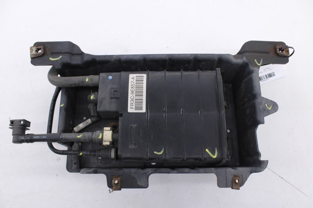 2015-2023 Ford Mustang Conv 3.7L V6 Fuel Vapor Evaporative Emission Canister0