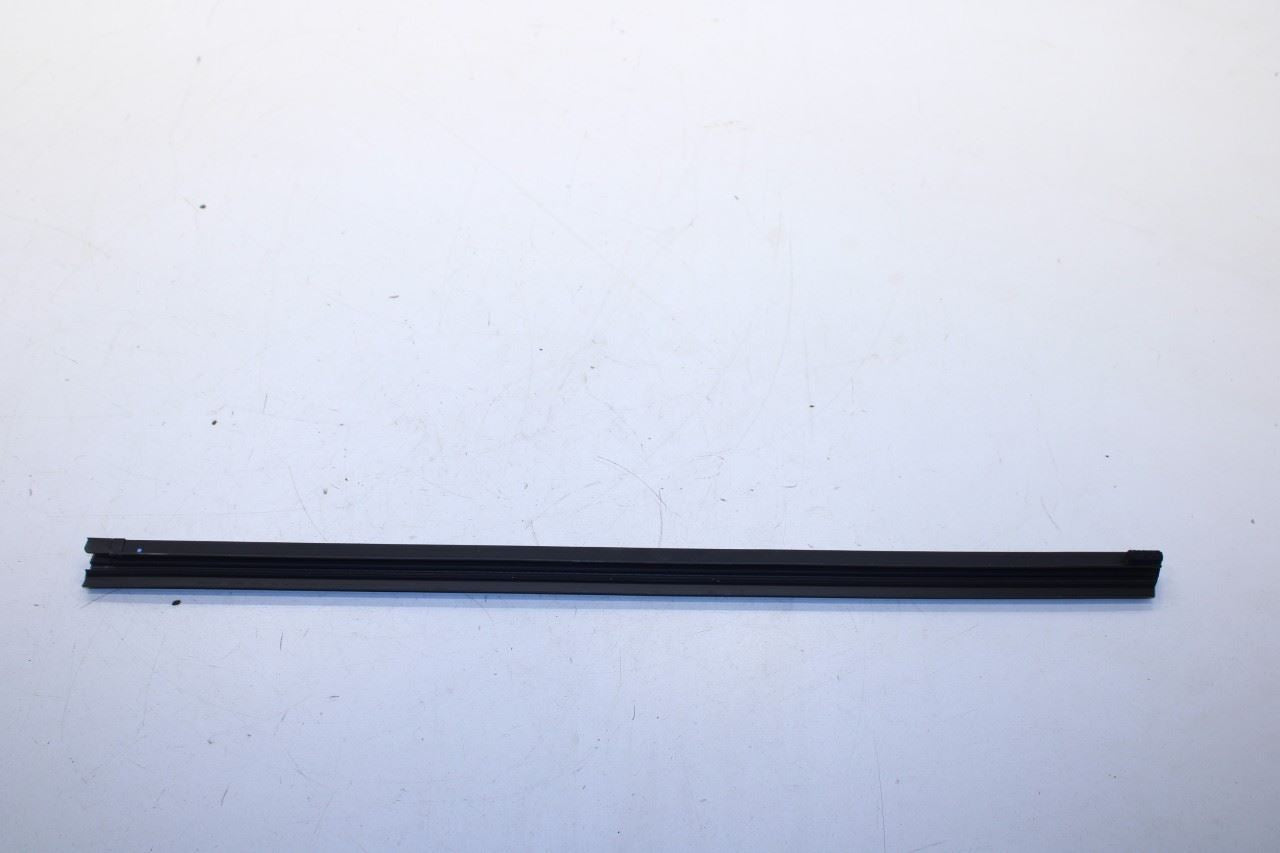 20-25 Kia Soul LX Rear Right Door Run Guide Channel w/ Belt Molding Weatherstrip - Alshned Auto Parts